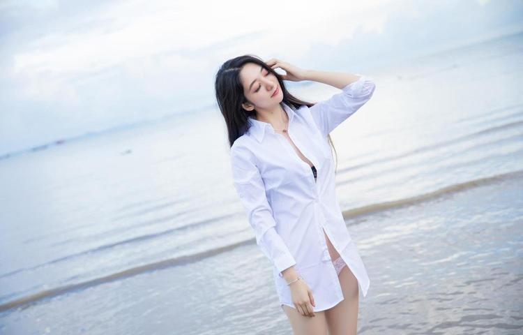 三线品牌精华液的优势与挑战
